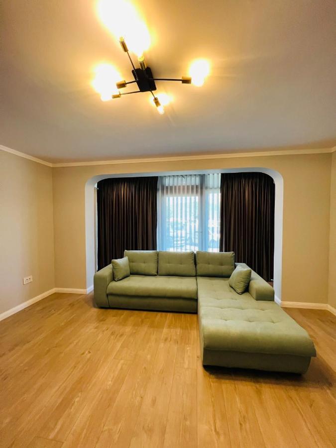 Orşova Apart Central מראה חיצוני תמונה